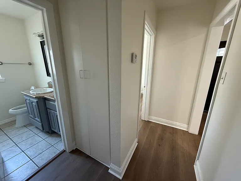 14613 Piuma Ave — Photo 18