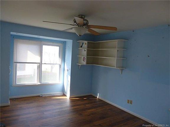 5th image of 304 Patriot Ln Unit E