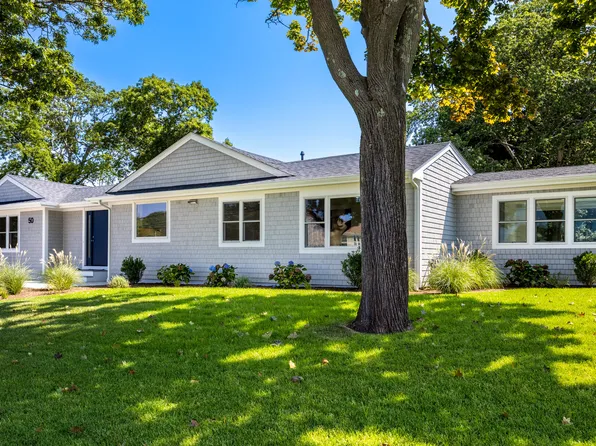 50 Falmouth Heights Road, Falmouth, MA 02540