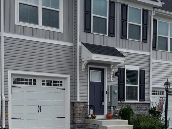 85 Bibury St, Martinsburg, WV 25405