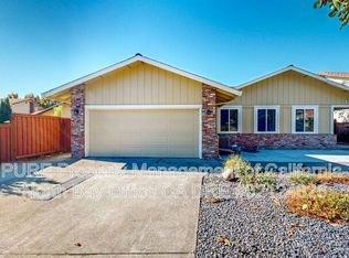 527 Lombard Ave, Santa Rosa, CA 95409