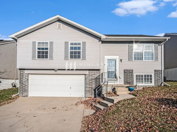 17824 Margo St, Omaha, NE 68136