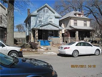 1st image of 4720 E 6th St