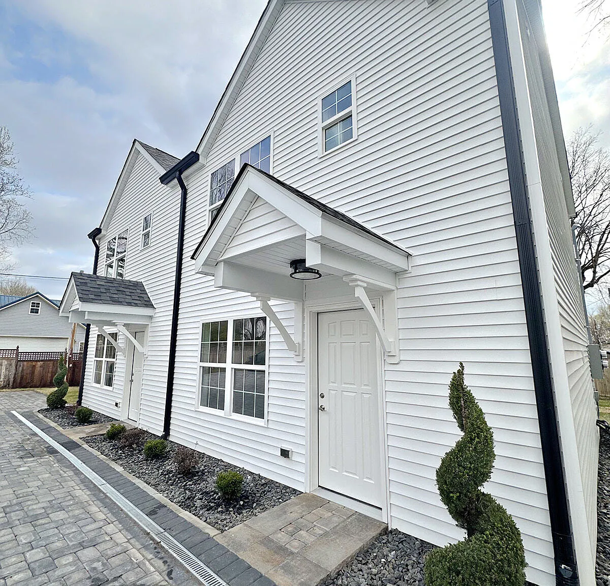 217 Quince Alley - B — Photo 3