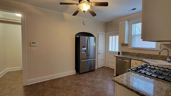 2306 Marion St #1 — Photo 16