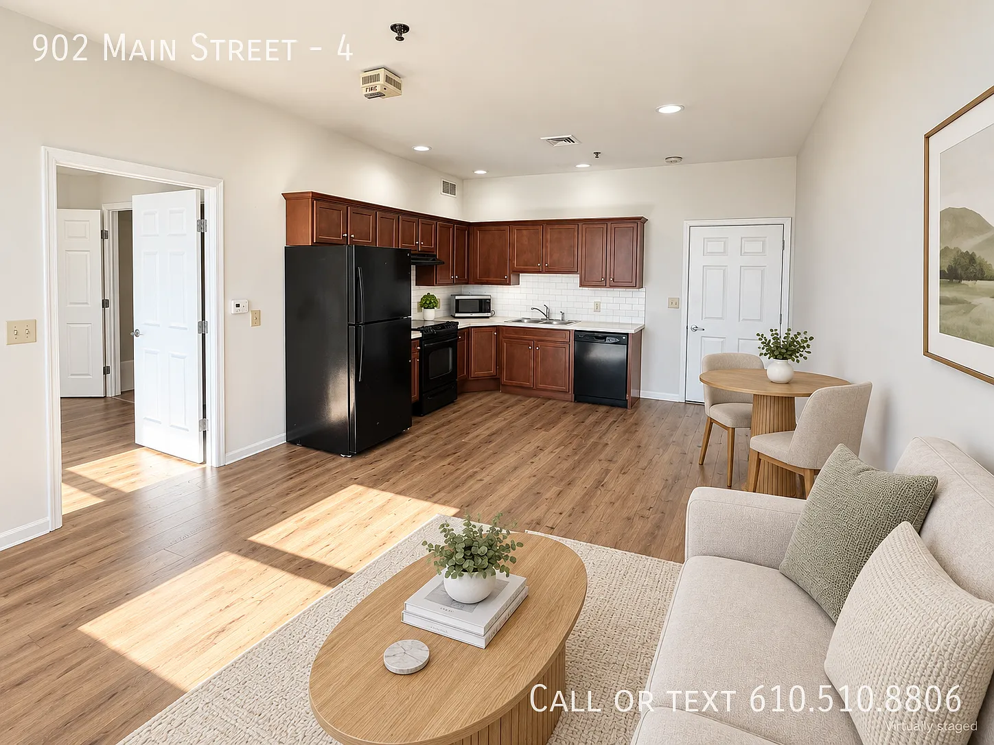 902 Main St — Photo 2