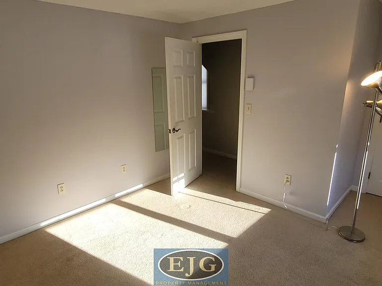 9 Blossom Ln — Photo 31