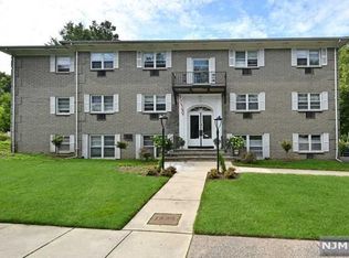 174 S Maple Ave #1A, Ridgewood Village, NJ 07450