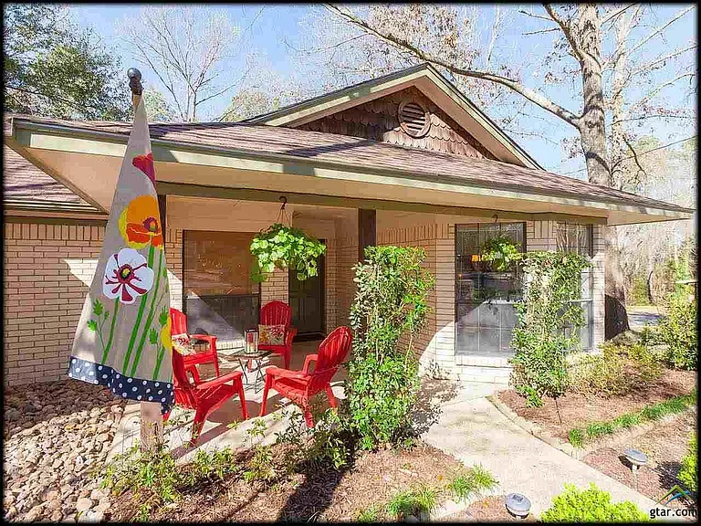 16608 Echo Glen Dr — Photo 3