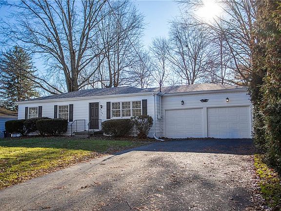2nd image of 3958 Fairlawn Heights Dr SE