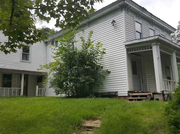 61-65 65 Frazier Ln, Hoosick Falls, NY 12090