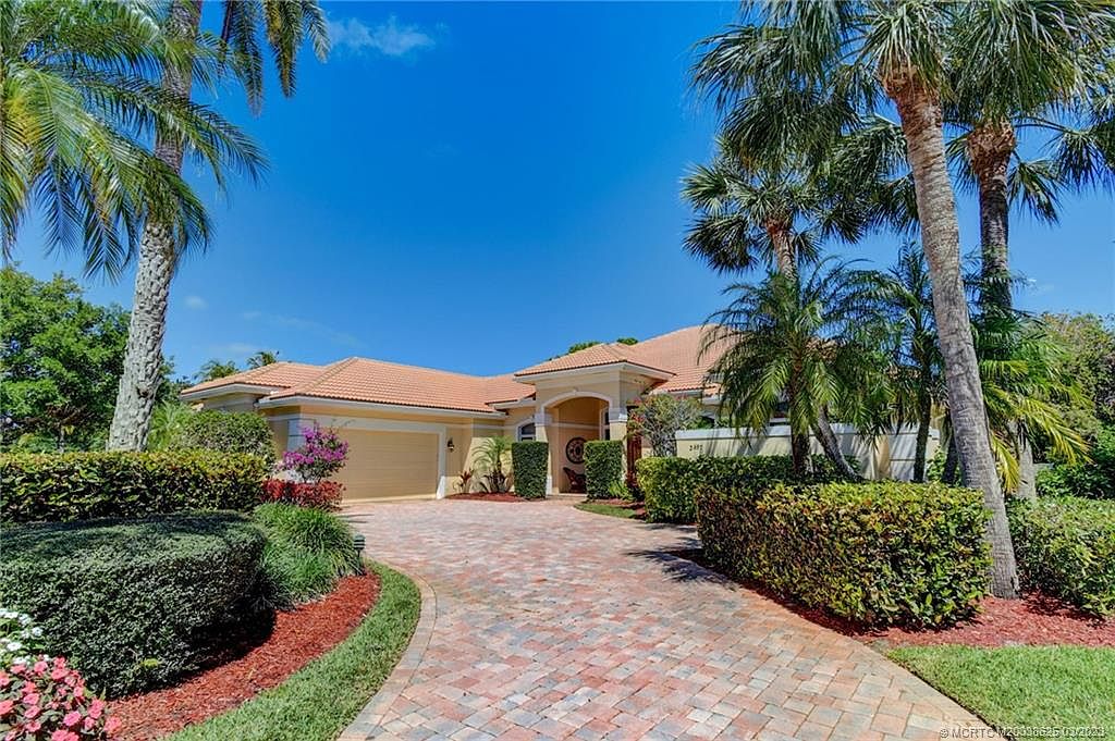 3697 SE Doubleton Dr