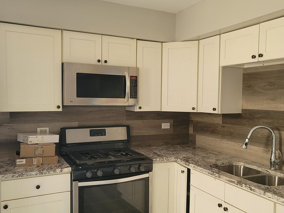 1st image of 2100 S 1st Ave APT 3C