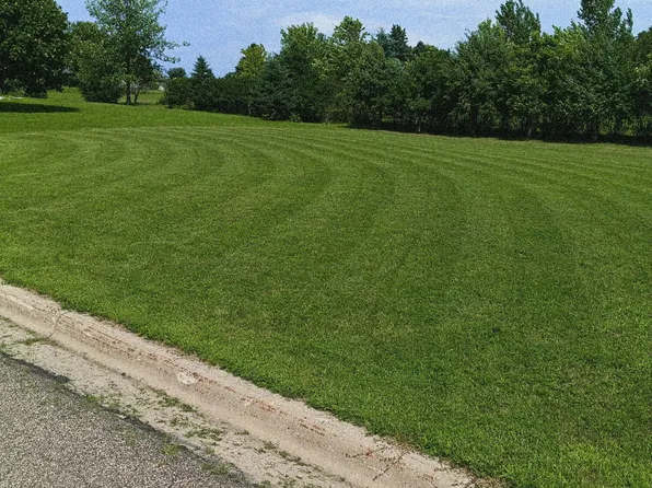 Jaben Cir, Clark, SD 57225