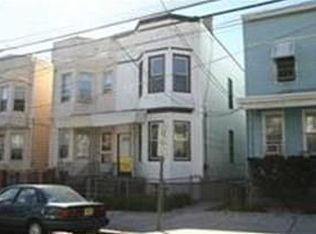 149 Bayview Ave, Jersey City, NJ 07305
