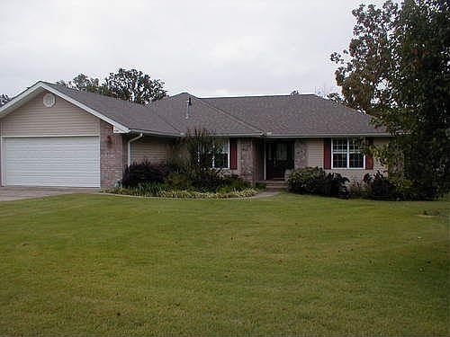 2nd image of 530 Beachview Cir