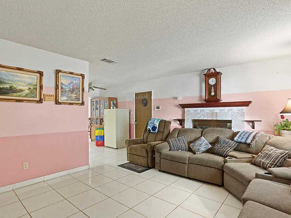 5th image of 38523 159th St E