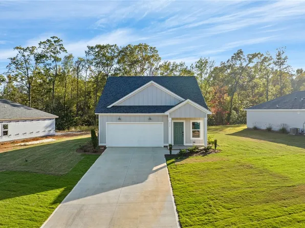 215 Gray St, Opelika, AL 36801