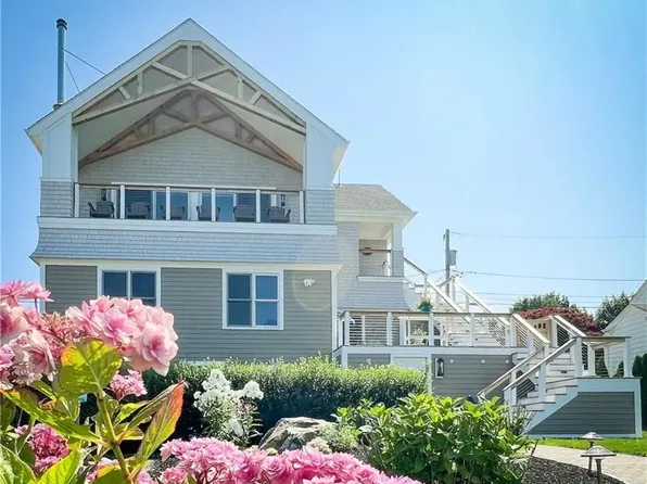 174 Renfrew Ave Unit 2, Middletown, RI 02842