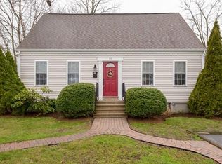 45 Central St, Whitman, MA 02382