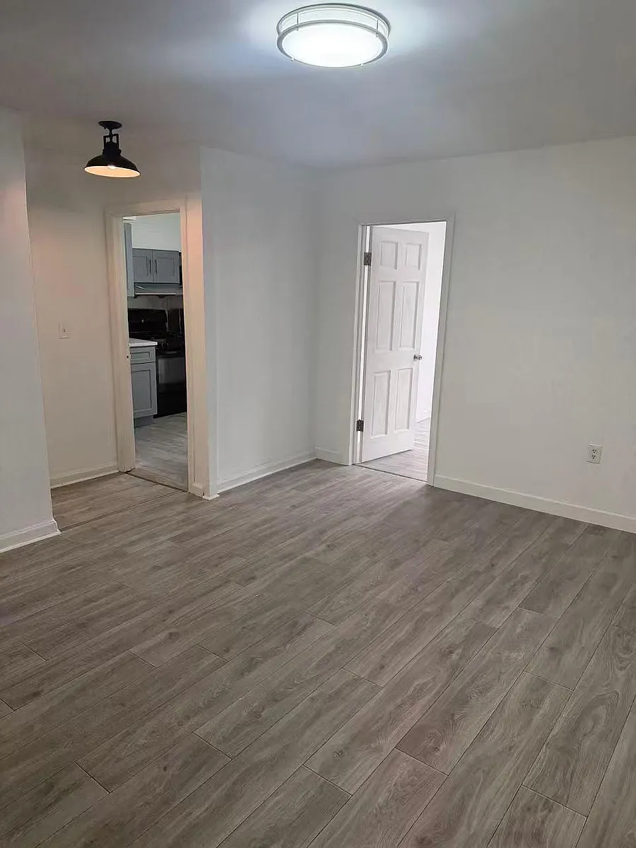 Building Photo - 2166 Brown St #1A
