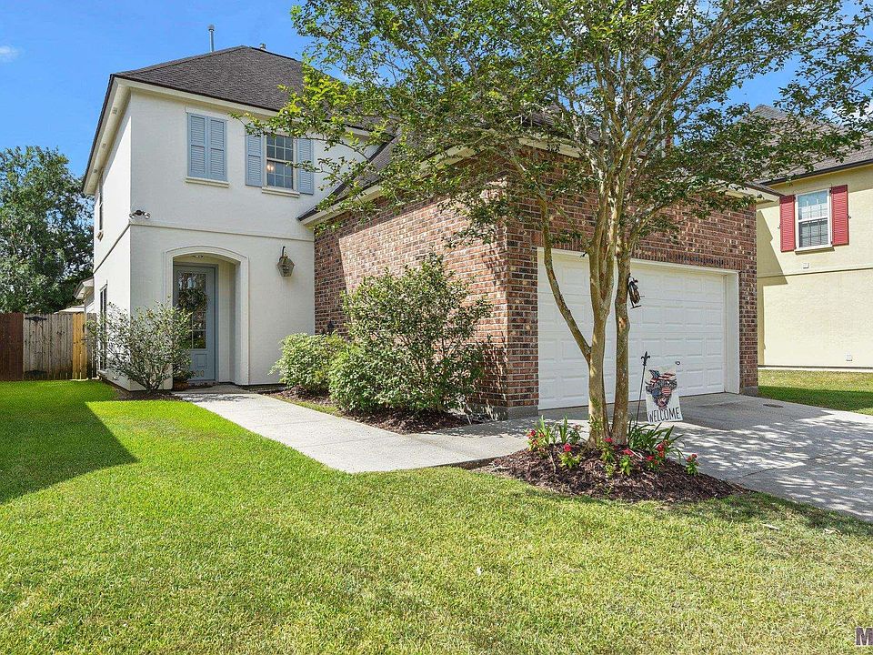 1st image of 36300 Cedarwood Dr