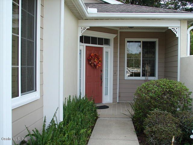 1st image of 1040 NE 31st Ter