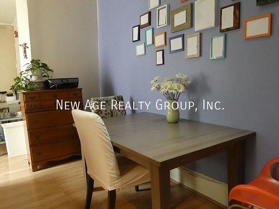 5th image of 5036 Cedar Ave #3
