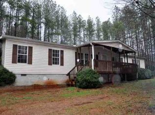 1001 Indian Bend Dr, Rutledge, GA 30663