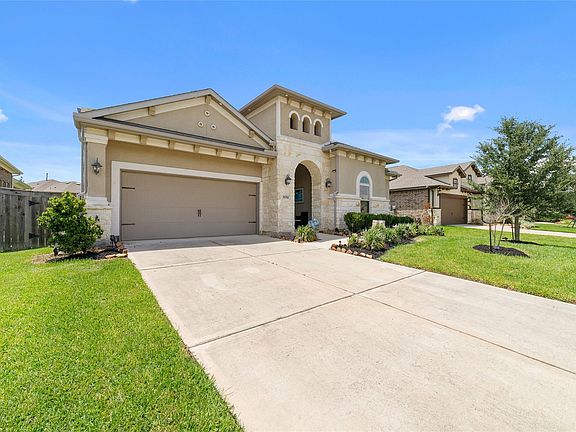 2nd image of 8014 Clearwater Glen Ct