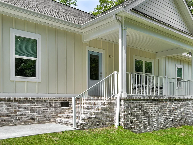 272 Old Barnwell Rd — Photo 2