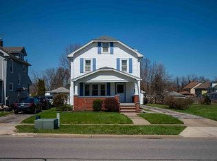 613 3rd St, Elyria, OH 44035