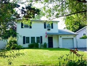12 Marlin Dr, Norwalk, CT 06854