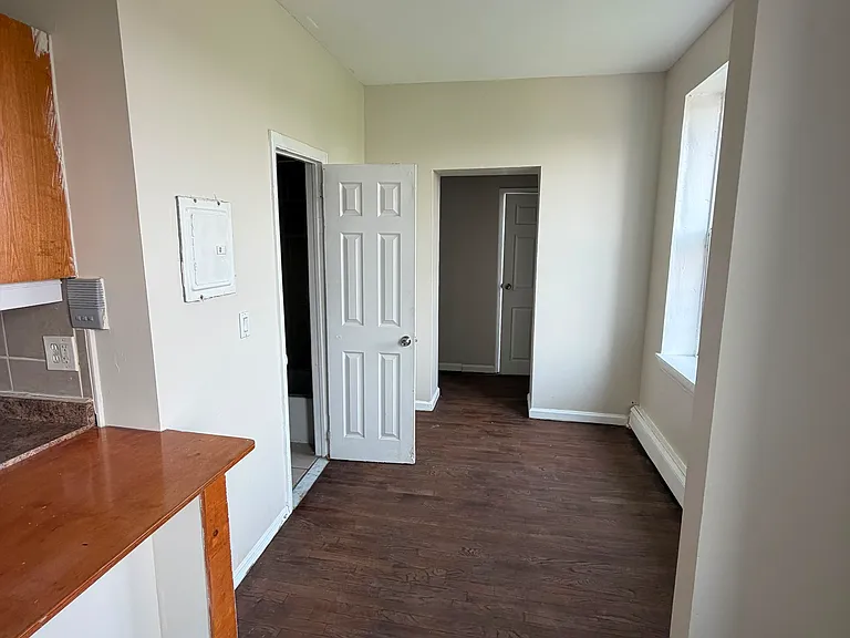322 Park Ave #14 — Photo 3