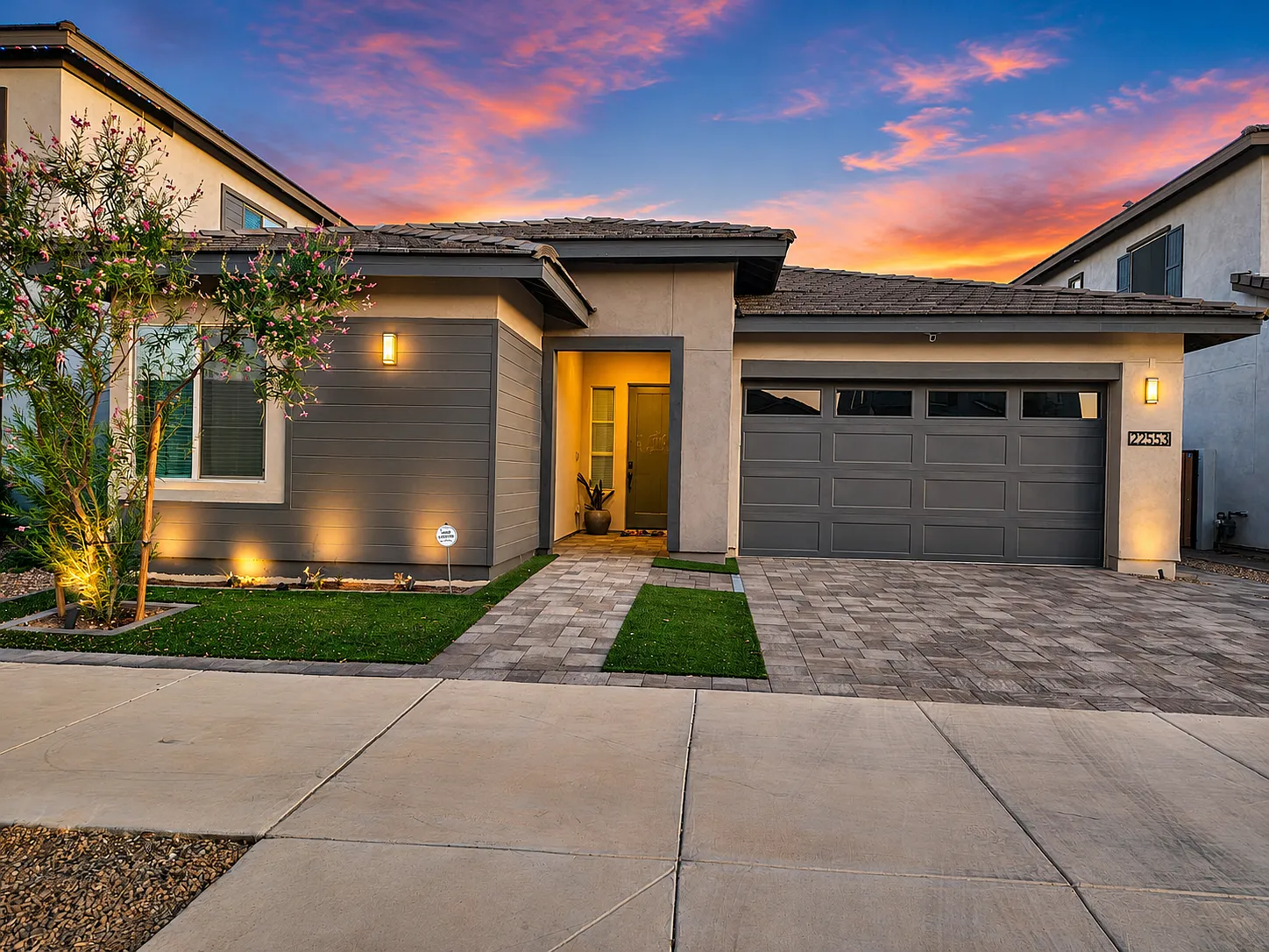 22553 E Saddle Way — Photo 1
