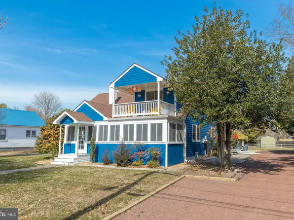 12927 Center Dr, Ocean City, MD 21842