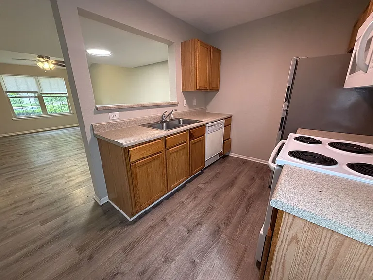 5305-5307 Currituck Ln — Photo 7