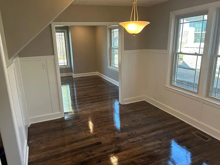 269 E Eastland St — Photo 7