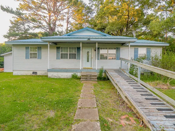 166 Herbert Neal Rd, Milan, TN 38358