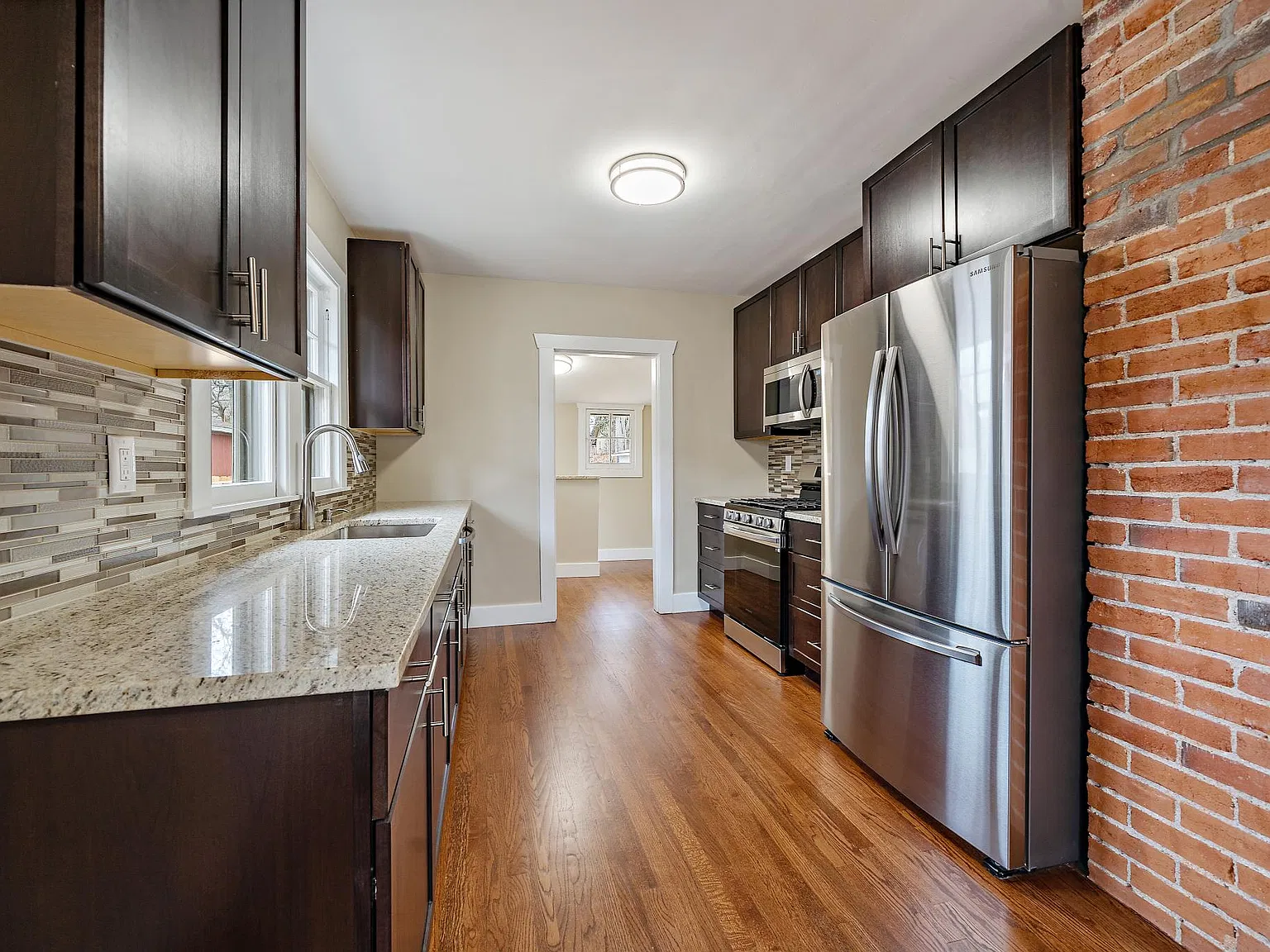 4449 N Clay St — Photo 2
