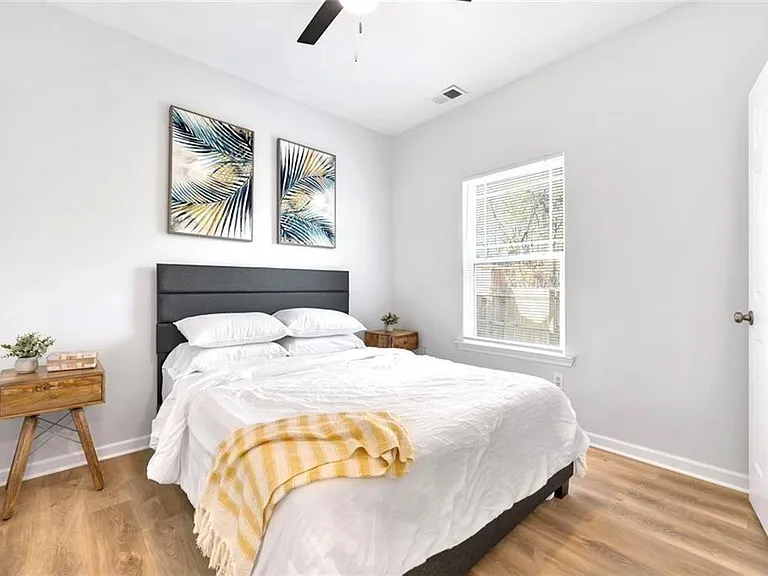 56 Holly Rd NW — Photo 30