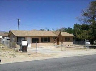 6450 Camarilla Ave, Yucca Valley, CA 92284
