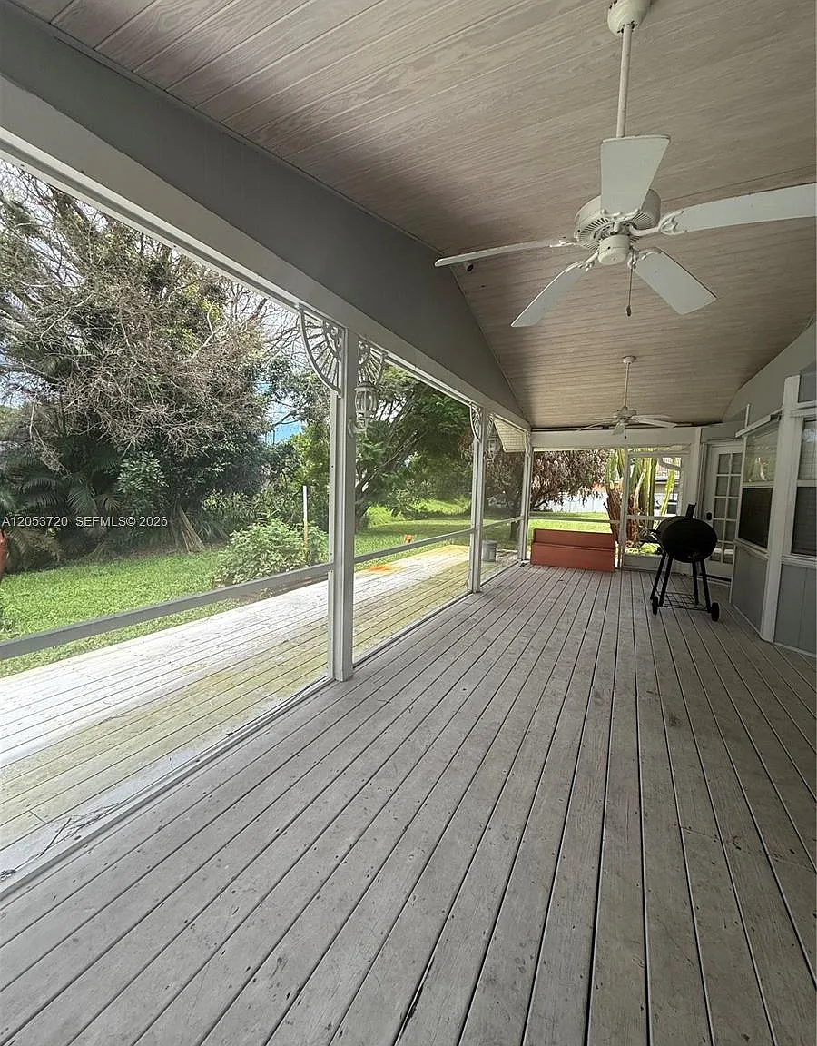 Port St Lucie Section 18 — Photo 3