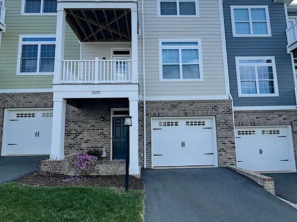 1650 Delphi Dr, Charlottesville, VA 22911