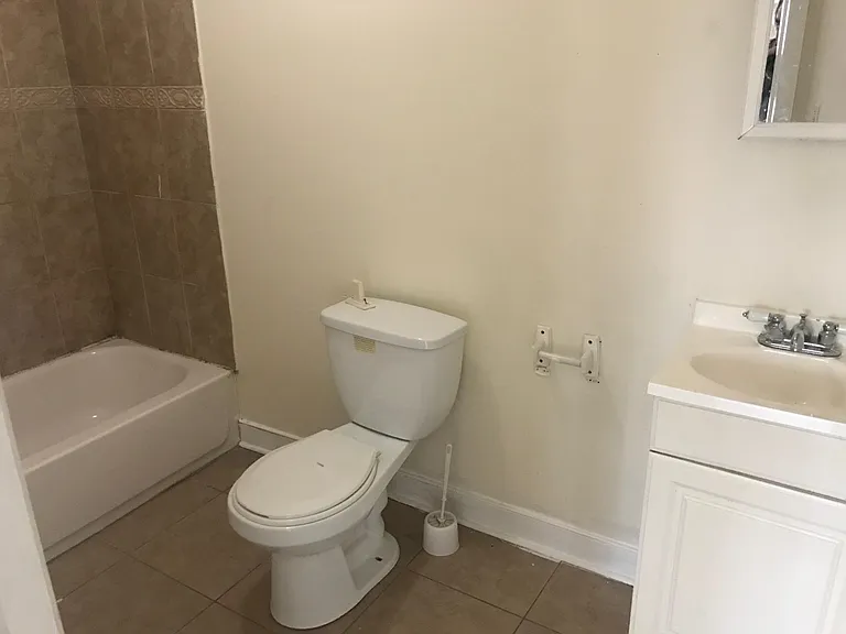 3427 N 2nd St #2R — Photo 6