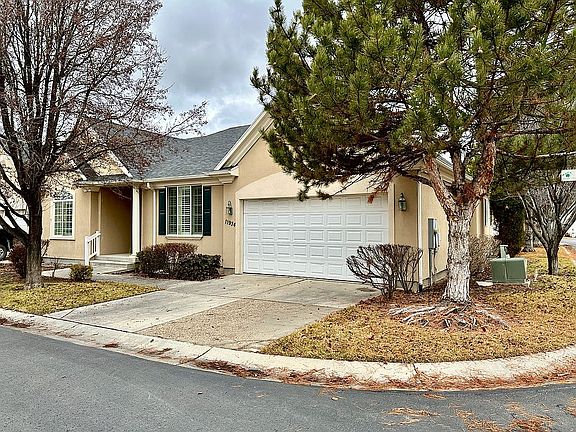 Street view, end unit