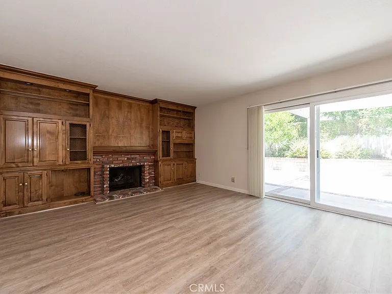 11 Bragg — Photo 12