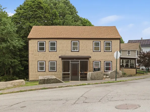 91 Walnut St, Fitchburg, MA 01420