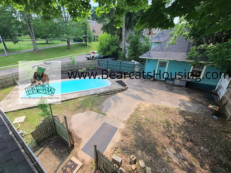 93 Chestnut St — Photo 27
