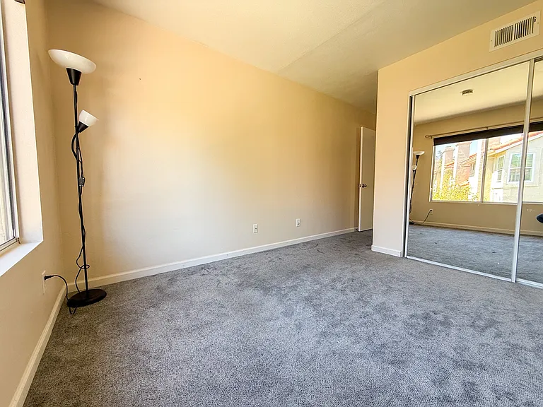 10916 Creekbridge Pl — Photo 12